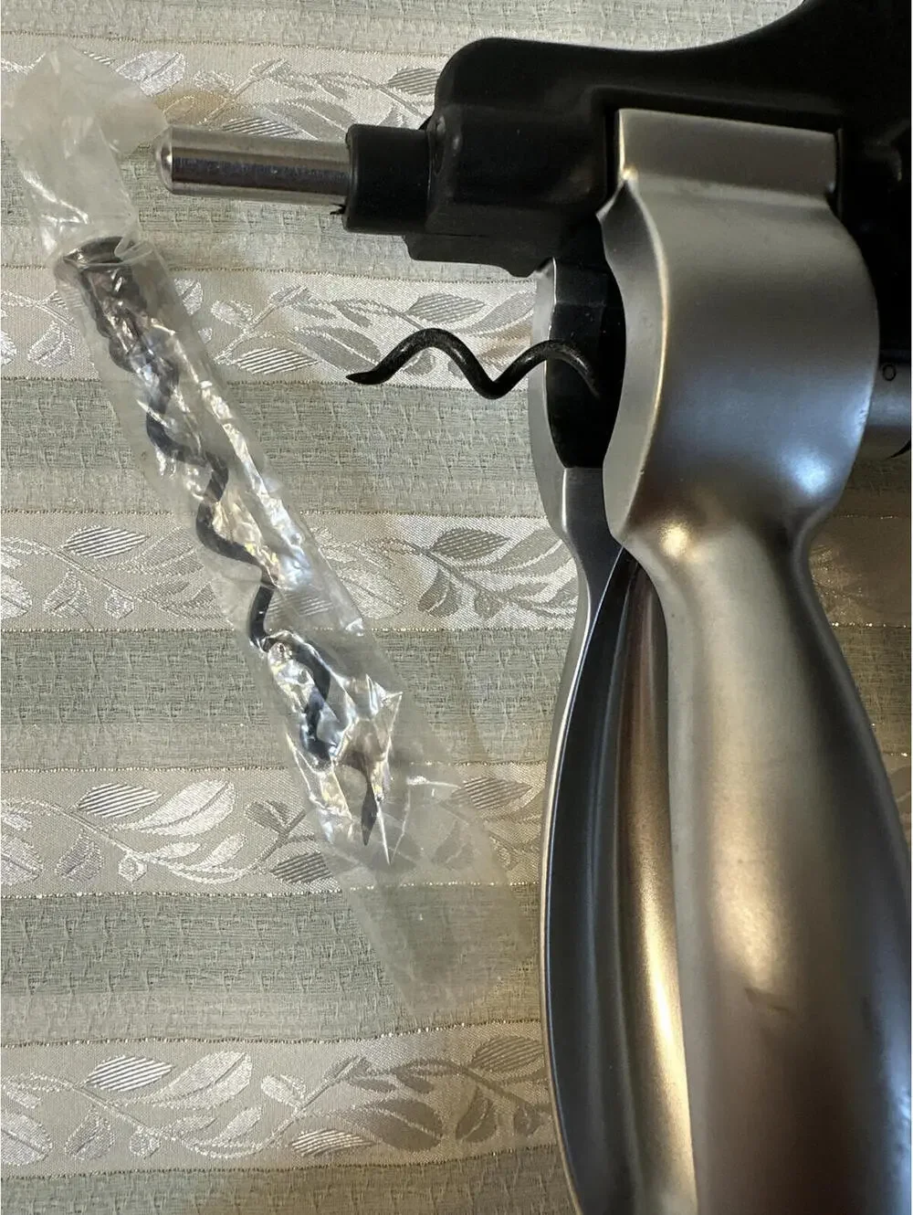 Le Gourmet Chef Ezpull Corkscrew Remover Heavy Duty Steel Extra Parts Easy 2 Use